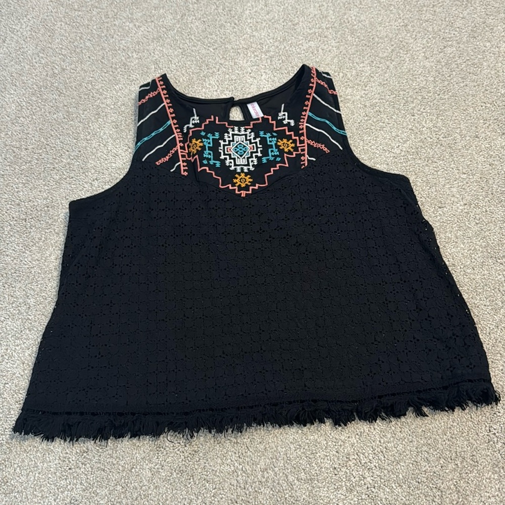 Girls sleeveless black top, size L